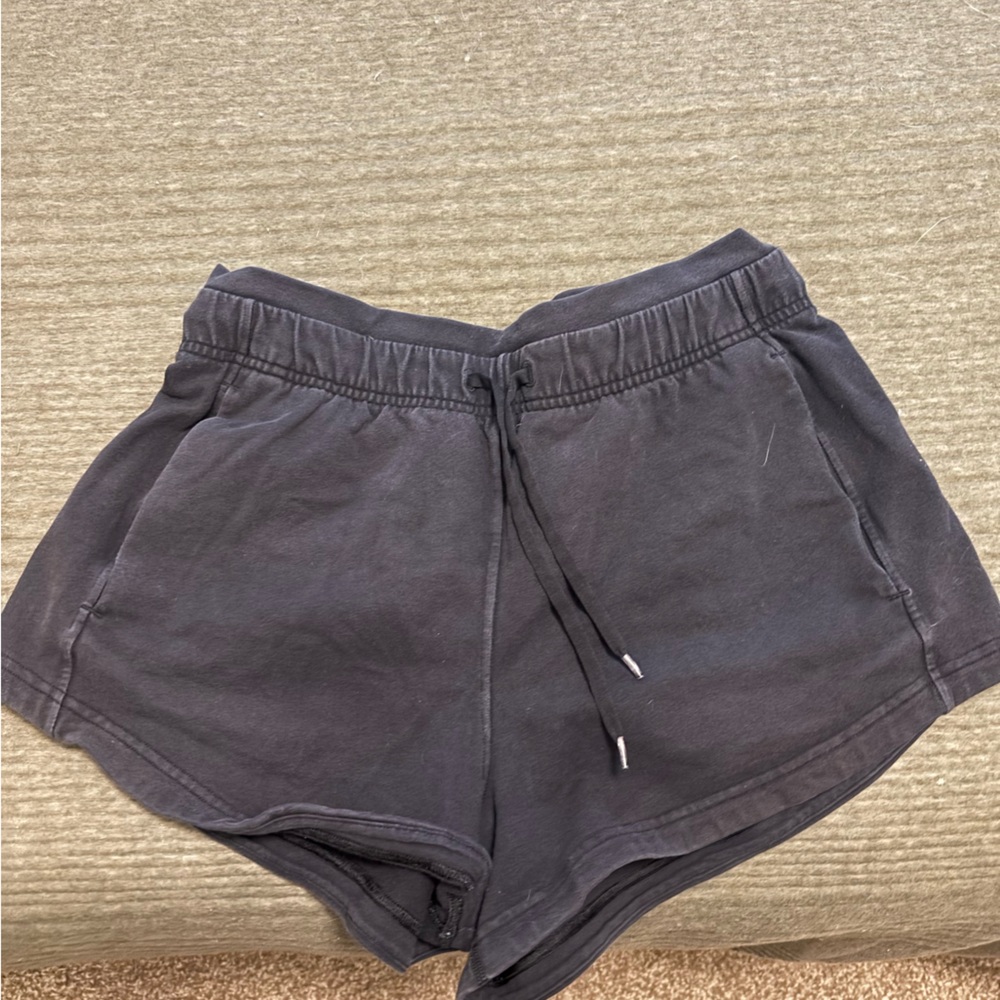 Lulu Lemon Inner Glow Shorts